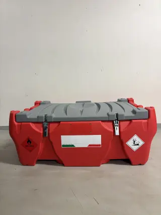 Polttoainetankki Diesel 220 l